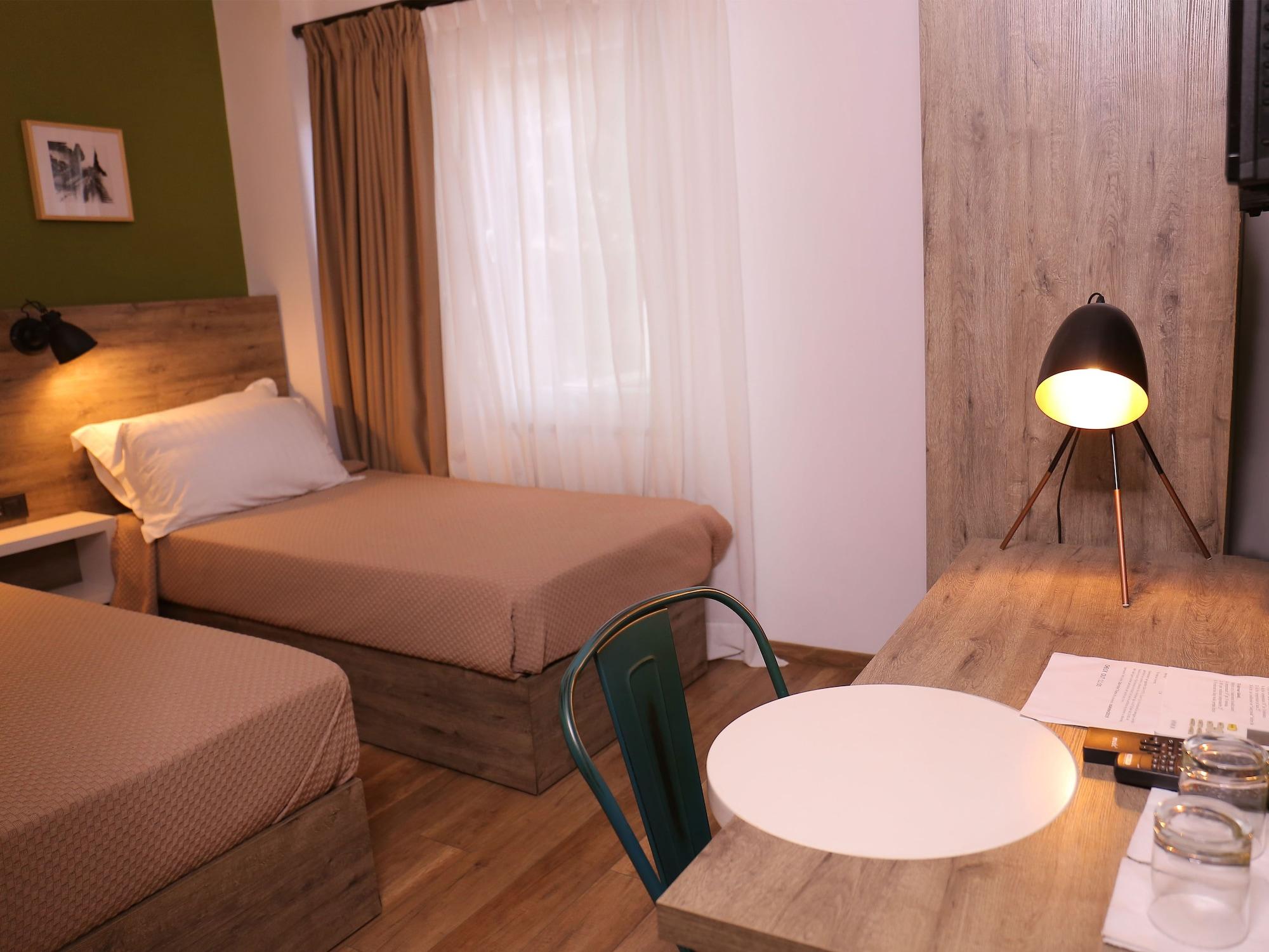 Oda Hotel Тирана Екстериор снимка