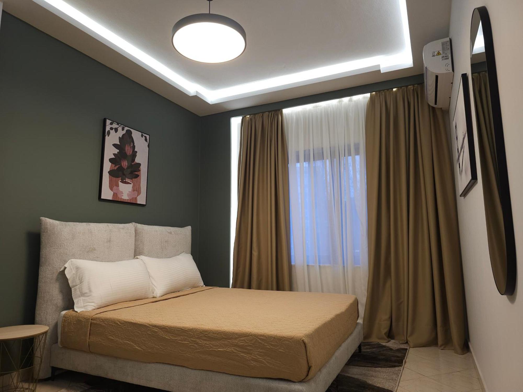 Oda Hotel Тирана Екстериор снимка