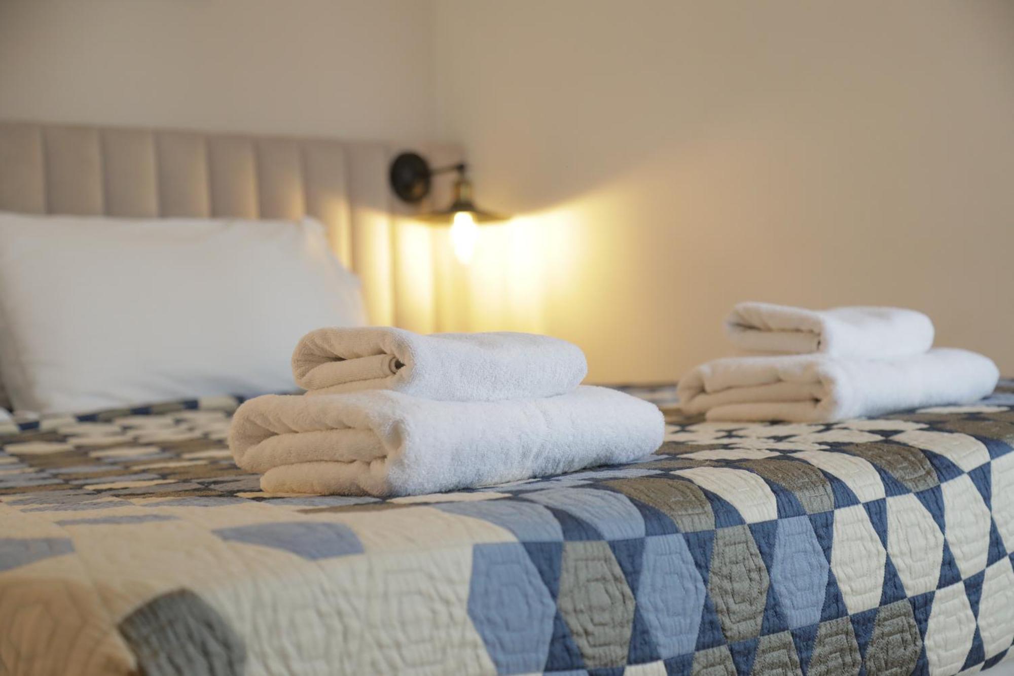 Oda Hotel Тирана Екстериор снимка