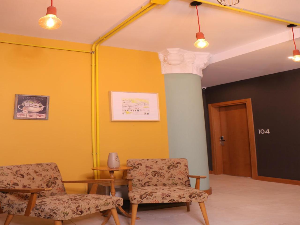Oda Hotel Тирана Екстериор снимка